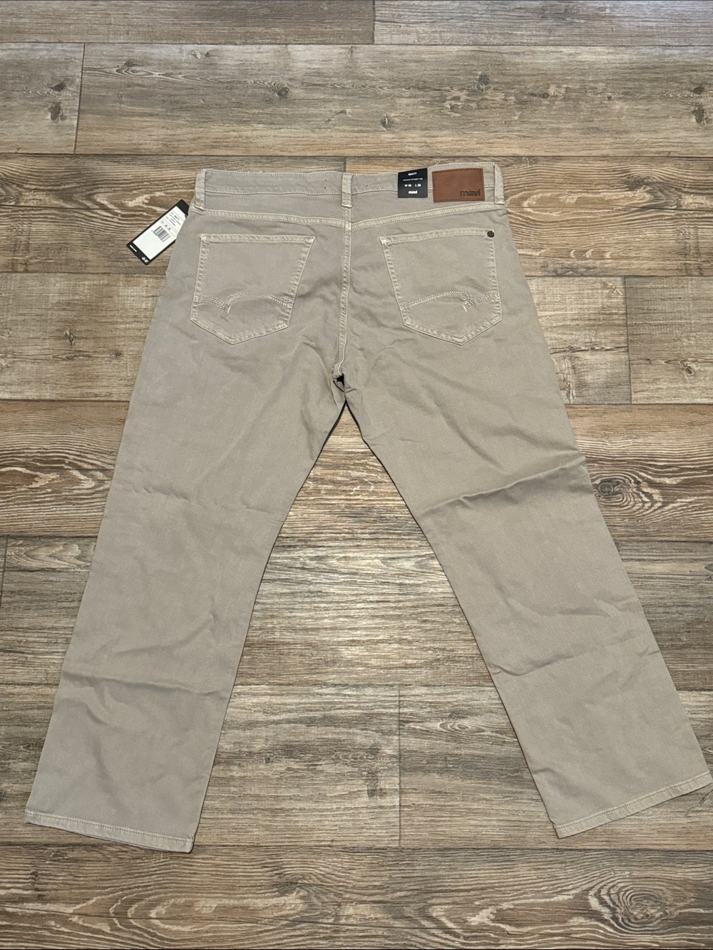 Matt Relaxed Straight Leg Jeans - Picture 3 of 5